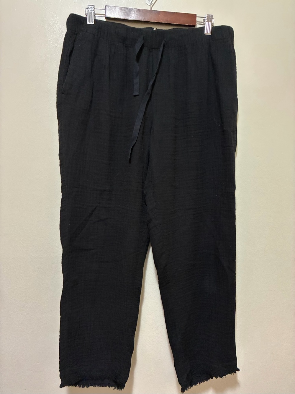 Eileen Fisher Black organic cotton gauze pull on pants size small